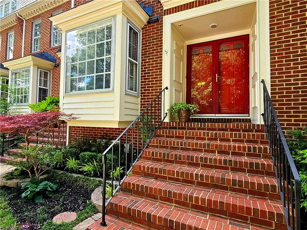 817 Botetourt Gdns, Norfolk — photo