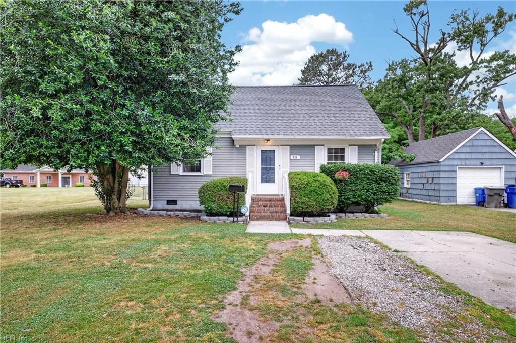 635 Harpersville RD, NEWPORTNEWS VA 23601