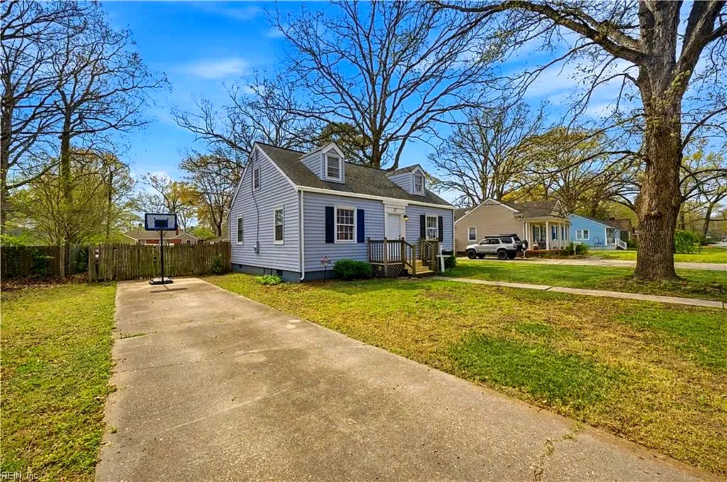 17 Green Oaks Rd, Newport News — photo