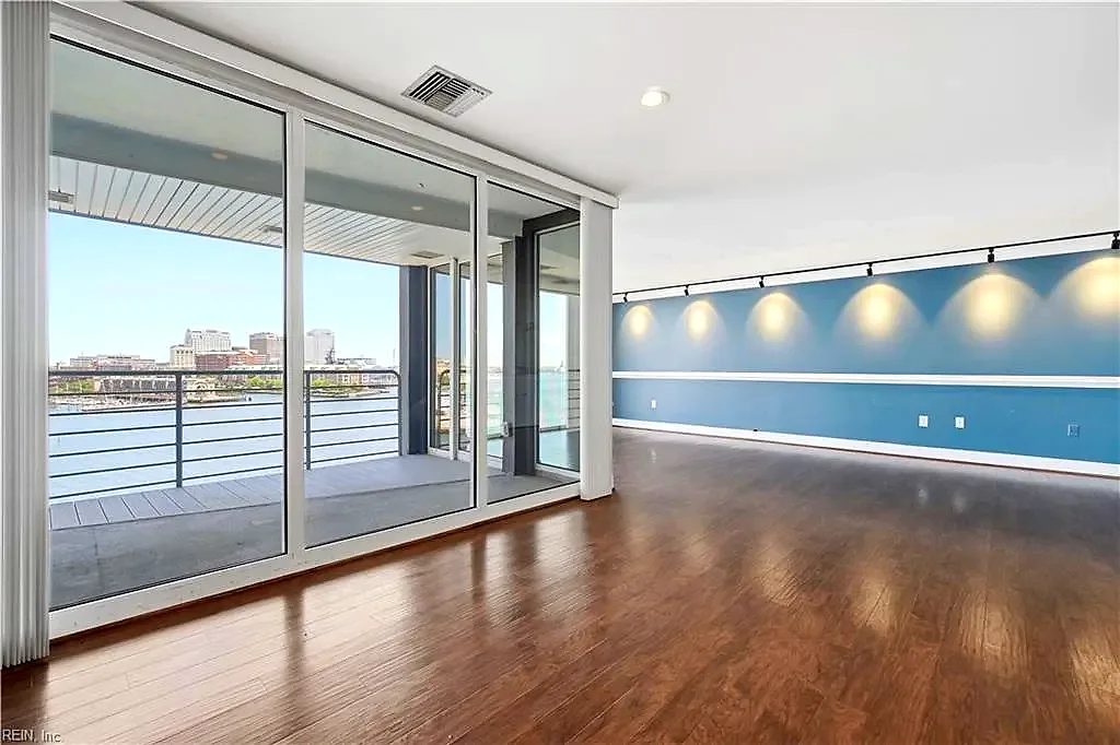 40 Rader St #505, Norfolk — photo