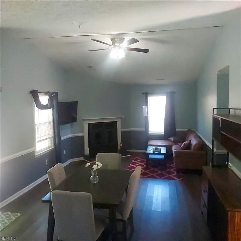 75 Sanlun Lakes Dr, Hampton — photo