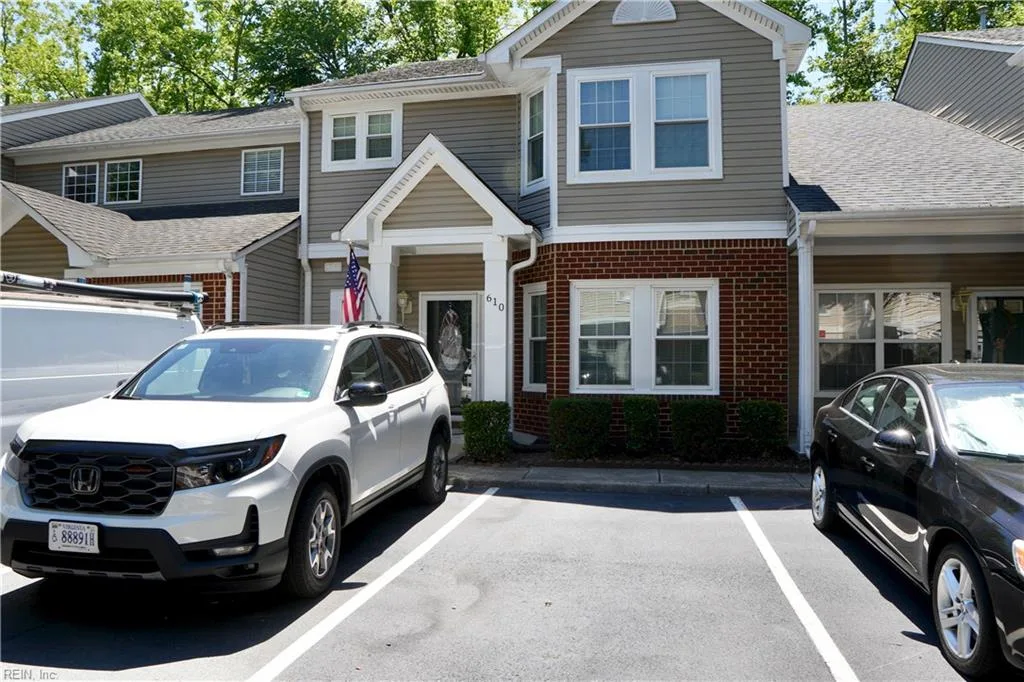 610 Station Square CT, CHESAPEAKE VA 23320