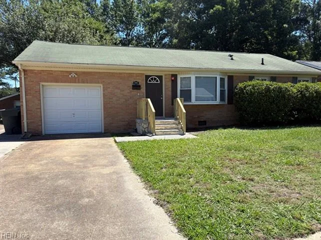 101 Prince James Dr, Hampton — photo