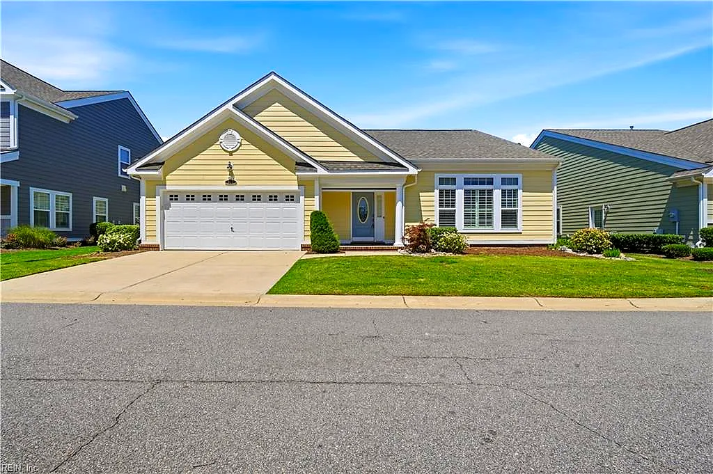137 Beacon Rn, Suffolk — photo