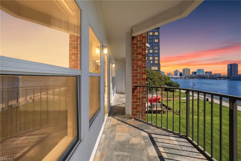475 Water ST #302, PORTSMOUTH VA 23704