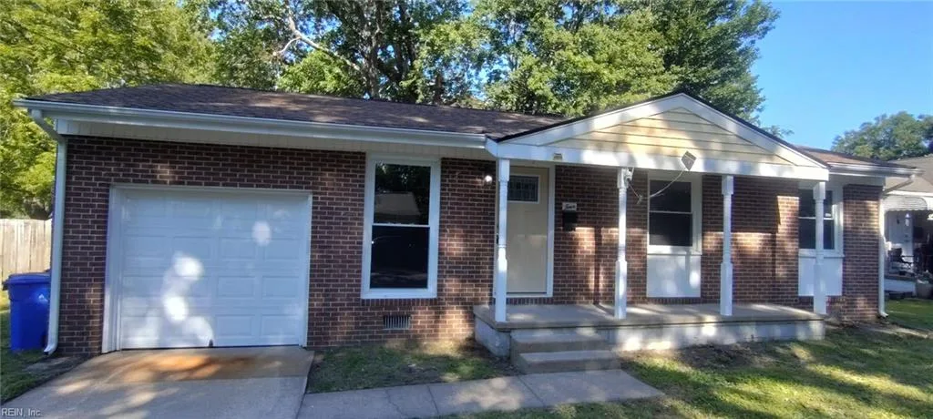 4 Sampson PL, PORTSMOUTH VA 23702
