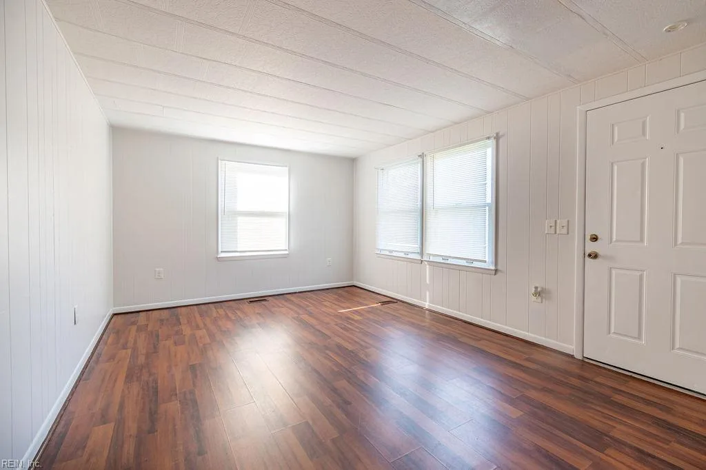 42 Fulton St, Hampton — photo