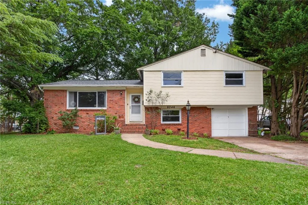 8346 Dickson DR, NORFOLK VA 23518