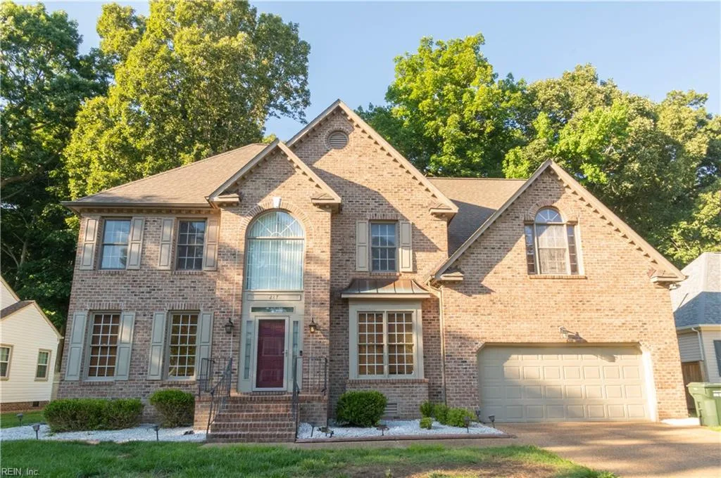 217 Pasture LN, YORKTOWN VA 23693