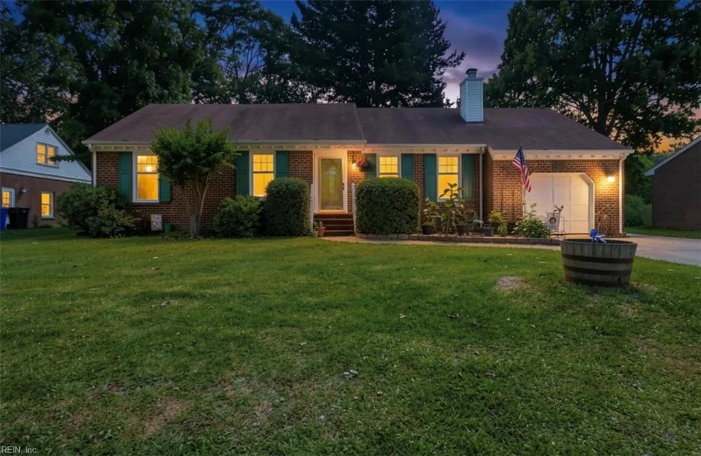 633 Rock DR, CHESAPEAKE VA 23323
