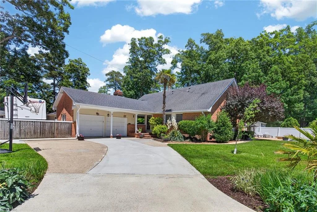 4848 Brigadoon DR, VIRGINIABEACH VA 23455