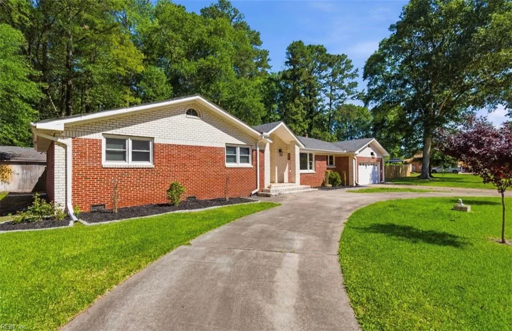308 Mapleshore DR, CHESAPEAKE VA 23320