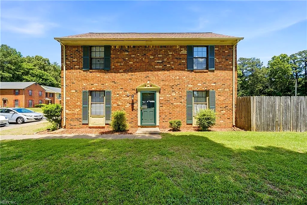 359 Deputy Ln #F, Newport News — photo