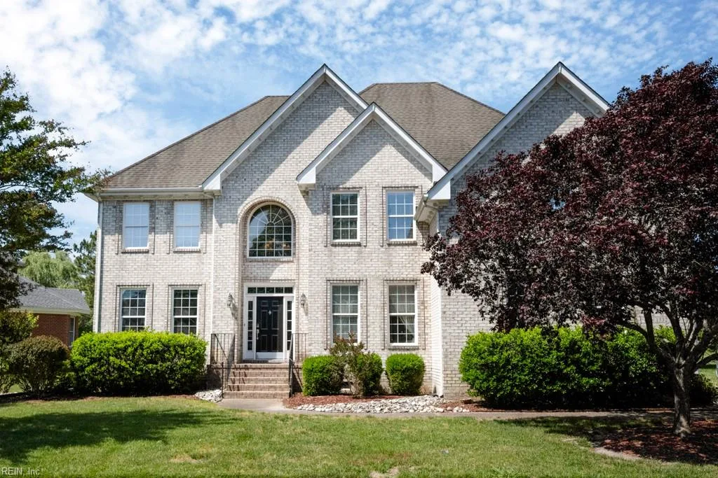 1332 Club House DR, CHESAPEAKE VA 23322