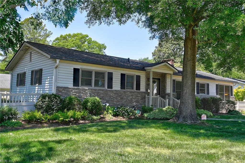 5525 Hatteras RD, VIRGINIABEACH VA 23462