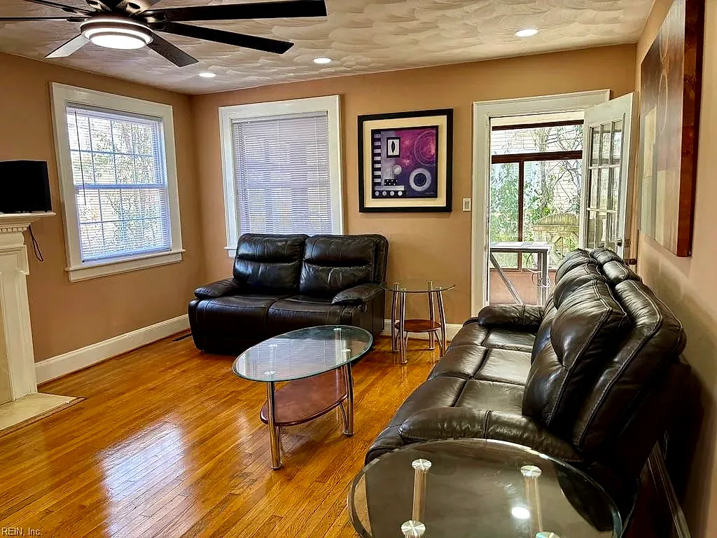 3813 High St, Portsmouth — photo