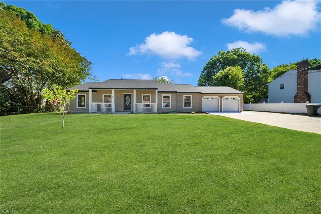 927 Moyer RD, NEWPORTNEWS VA 23608