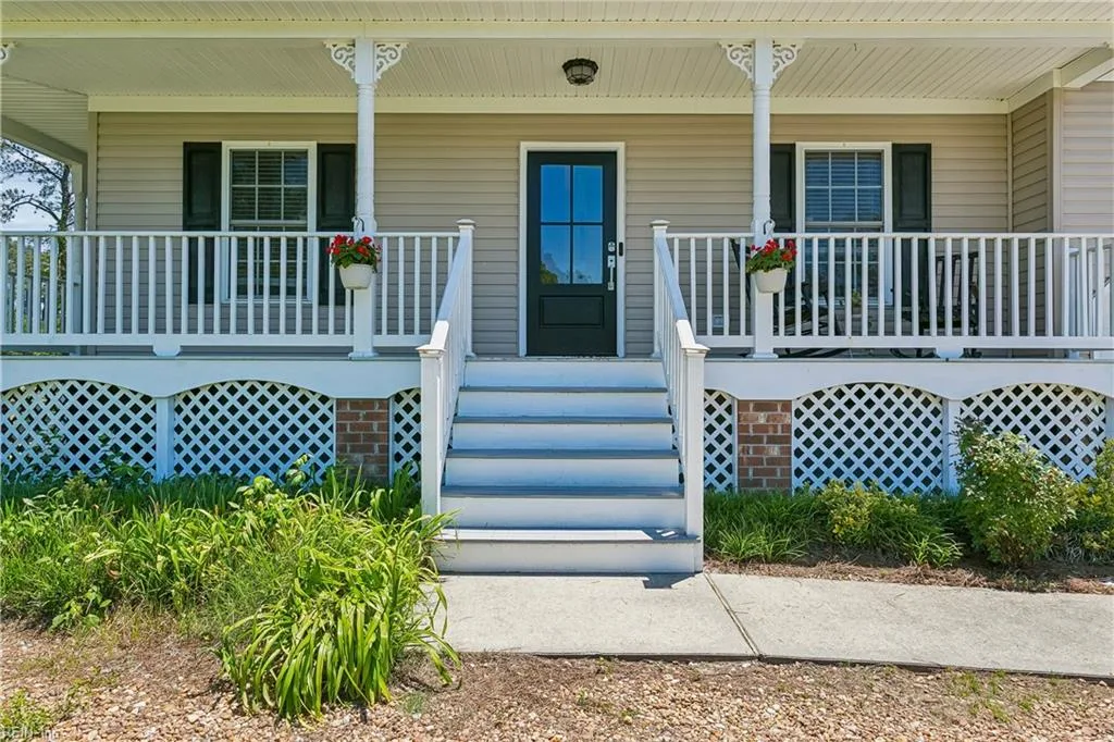 2357 Jenkins Neck Rd, Hayes — photo