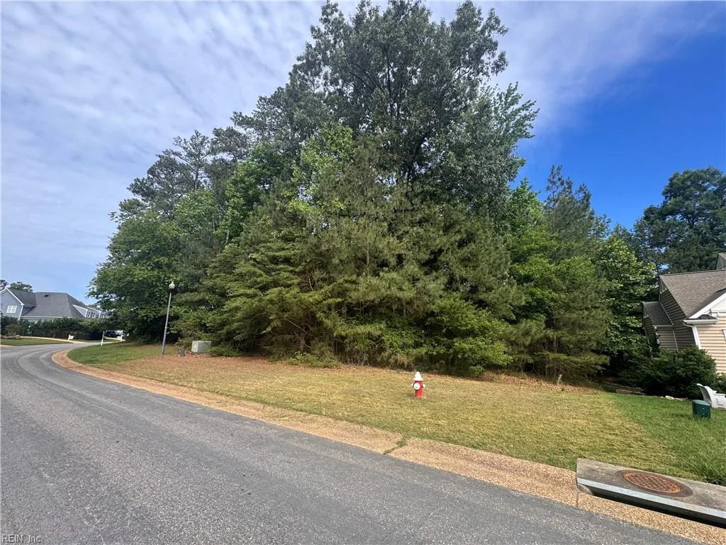 9915 E Cork RD, TOANO VA 23168