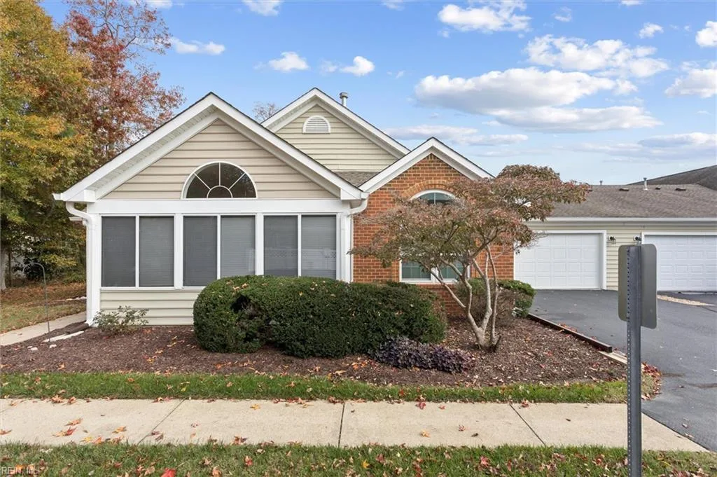 230 Timberline LOOP, YORKTOWN VA 23692