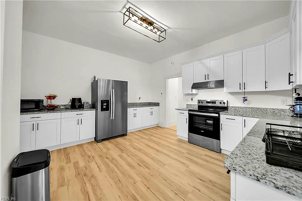 311 W 32nd St, Norfolk — photo