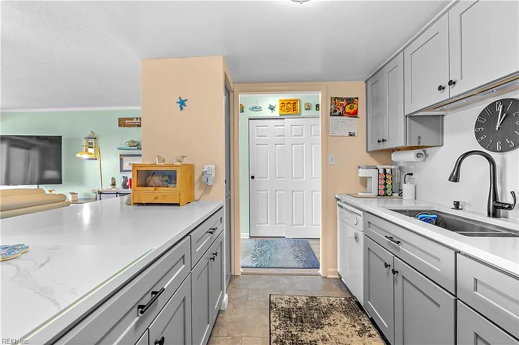 500 Pacific Ave #1012, Virginia Beach — photo