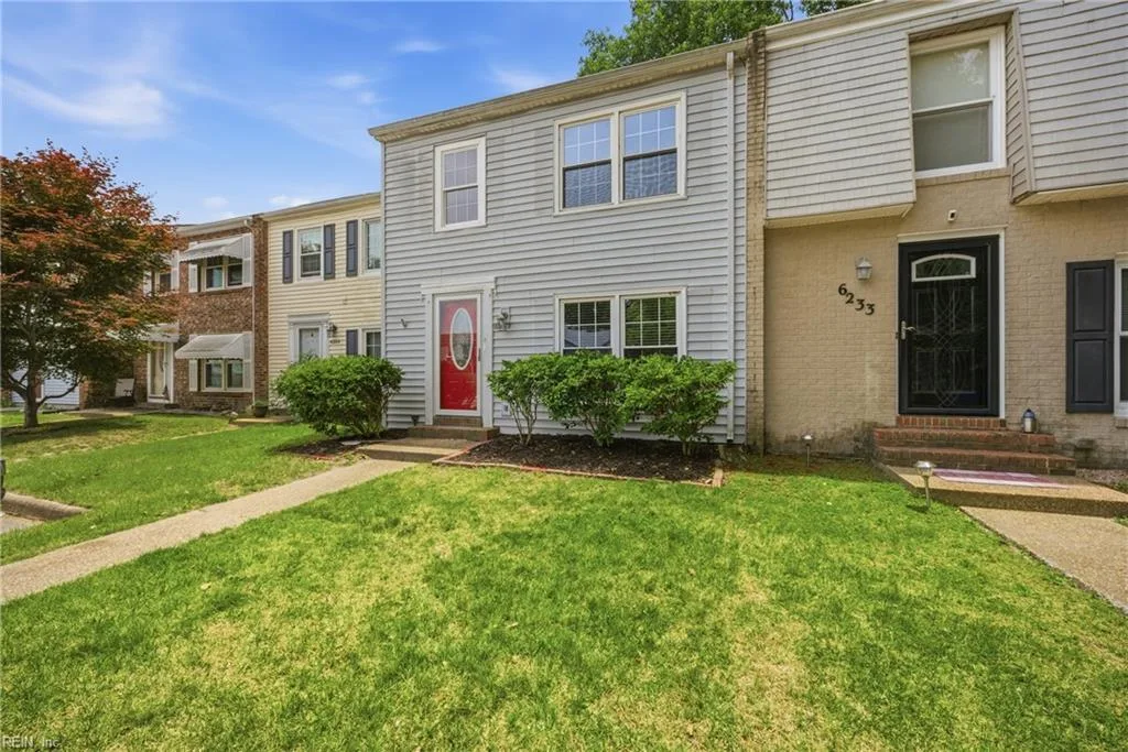 6229 Lippizan CIR, VIRGINIABEACH VA 23464