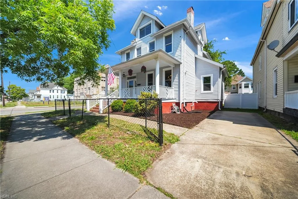 238 W 33rd ST, NORFOLK VA 23504