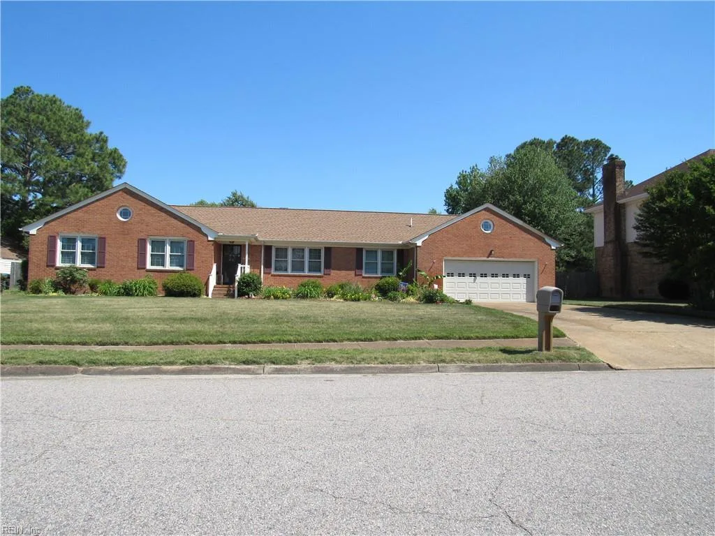 4570 Southern Pines DR, VIRGINIABEACH VA 23462