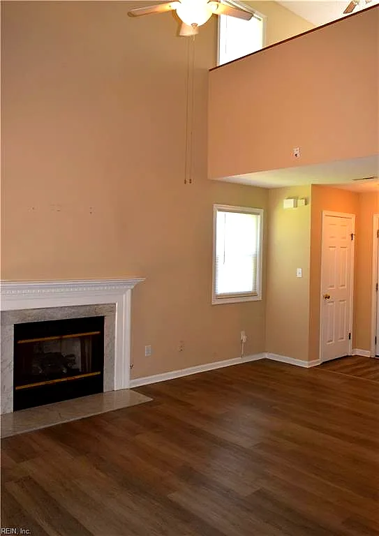 75 Madison Chse, Hampton — photo