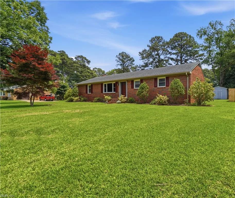5825 Barberry LN, PORTSMOUTH VA 23703