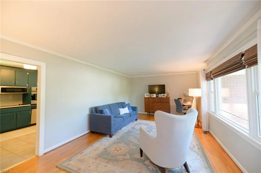 10 Lucerne Cir, Newport News — photo
