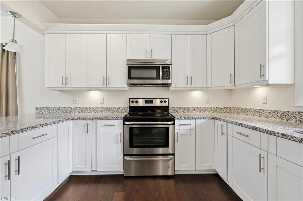 2624 Bapaume AVE, NORFOLK VA 23509