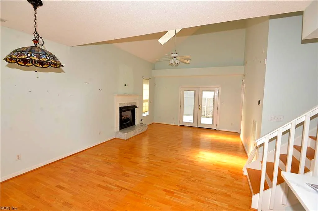 2212 Creeks Edge Dr, Virginia Beach — photo