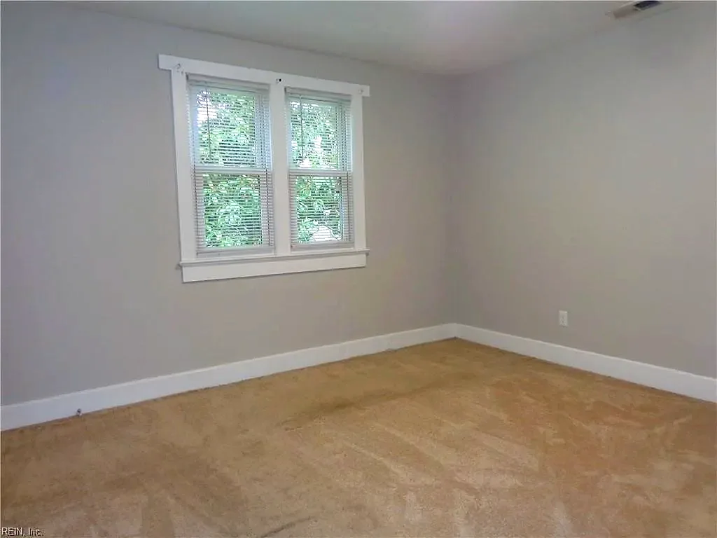 307 W Little Creek Rd #C, Norfolk — photo