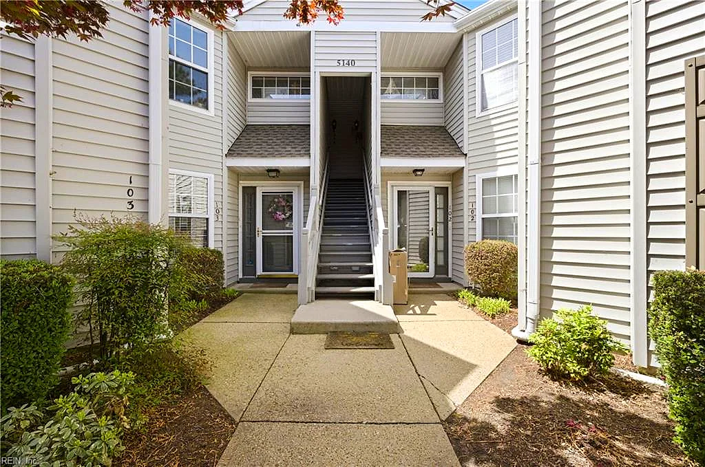 5140 Cypress Point Cir #202, Virginia Beach — photo