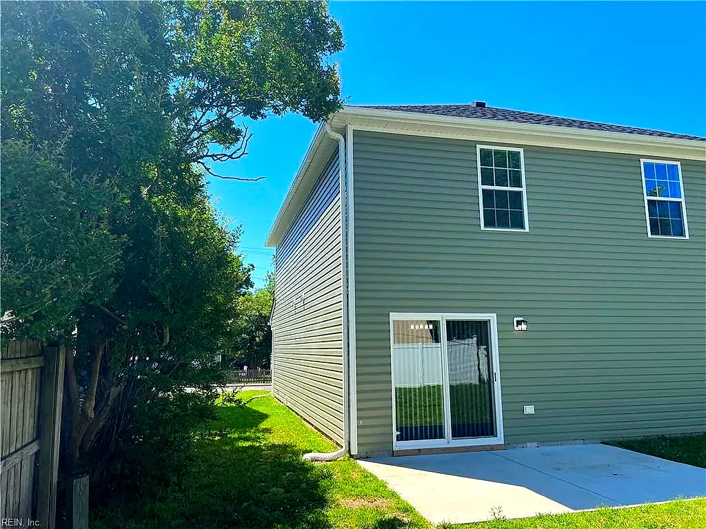 312 W 1st Ave, Franklin — photo