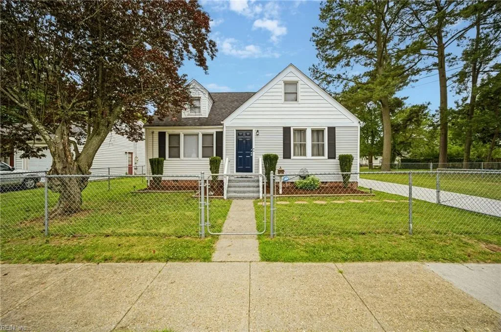 2702 Argonne AVE, NORFOLK VA 23509
