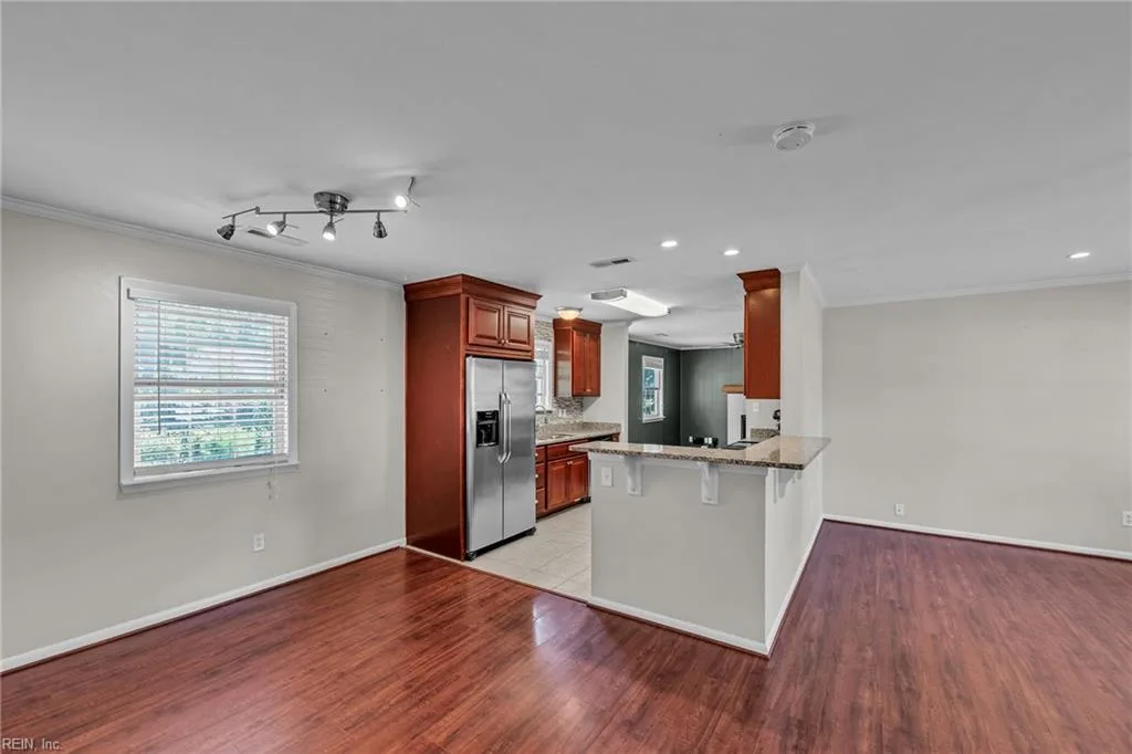 432 Courtney Arch, Virginia Beach — photo