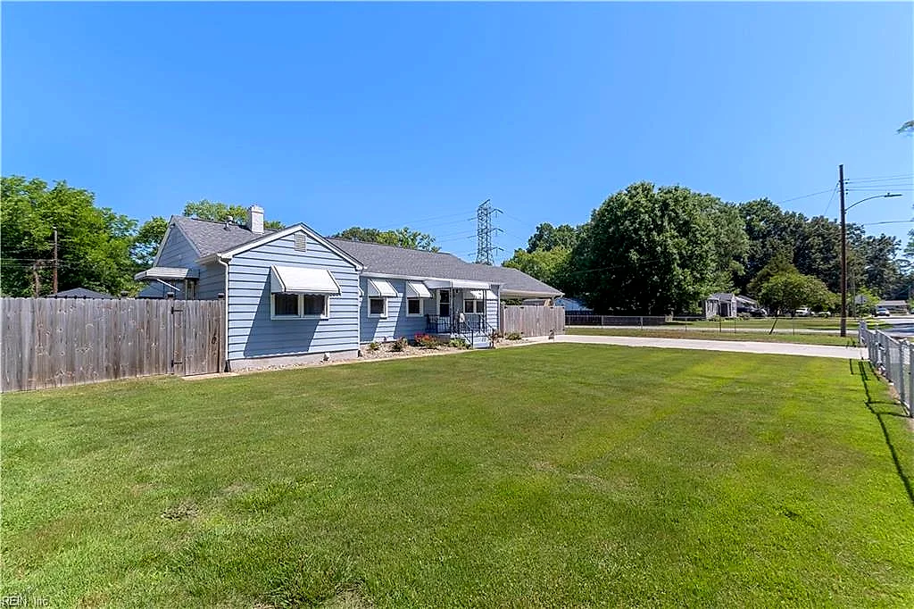 719 Paul St, Newport News — photo