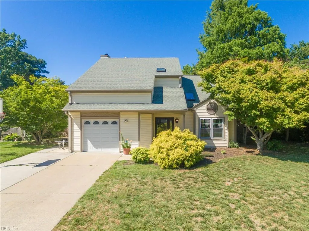 105 Kyle CIR, YORKTOWN VA 23693