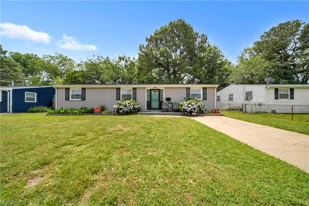 2204 Rawood DR, HAMPTON VA 23663