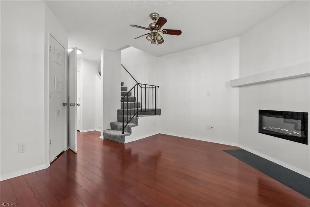 437 Lester RD ##2, NEWPORTNEWS VA 23601