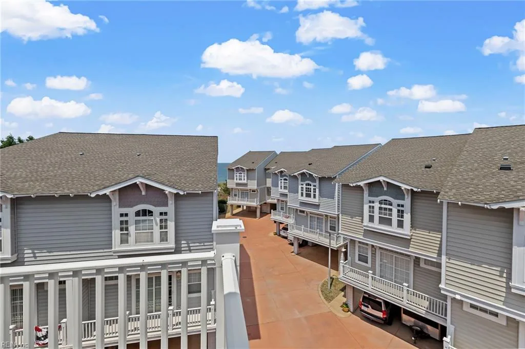 2080 E Ocean View AVE #1B, NORFOLK VA 23503