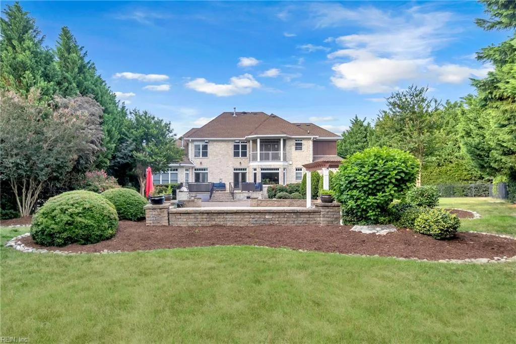 115 Watch Harbour Ct, Suffolk — photo
