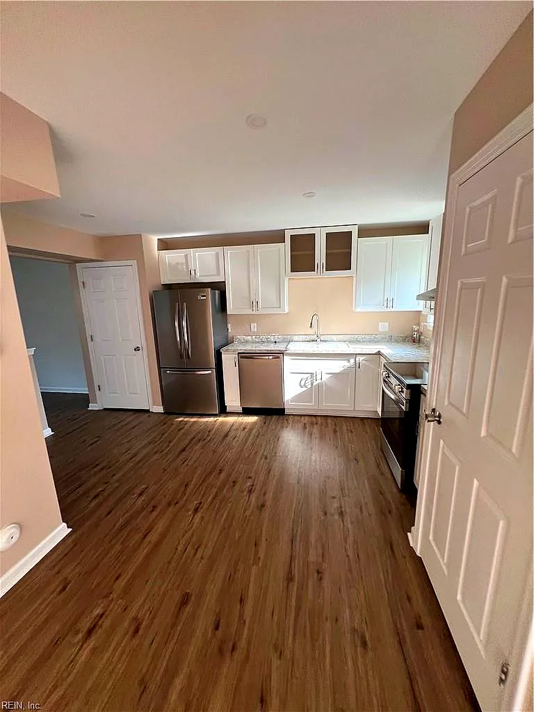 6451 Edward St, Norfolk — photo
