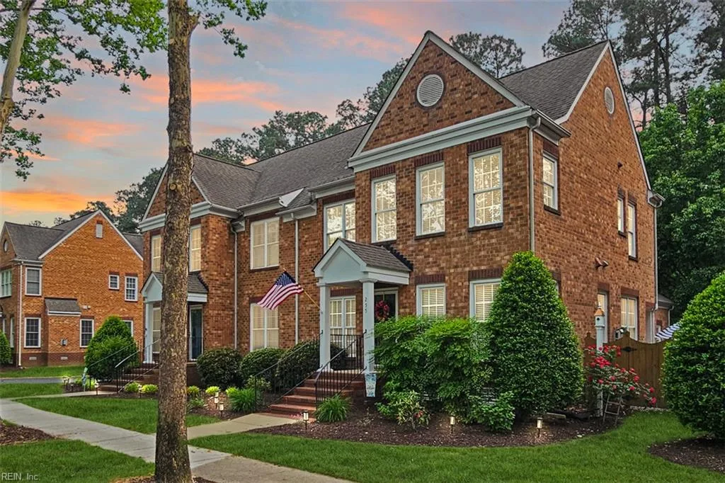 255 Herman Melville AVE, NEWPORTNEWS VA 23606