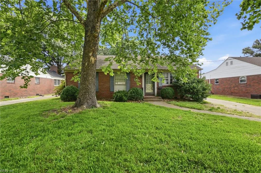 2213 Haywood AVE, CHESAPEAKE VA 23324