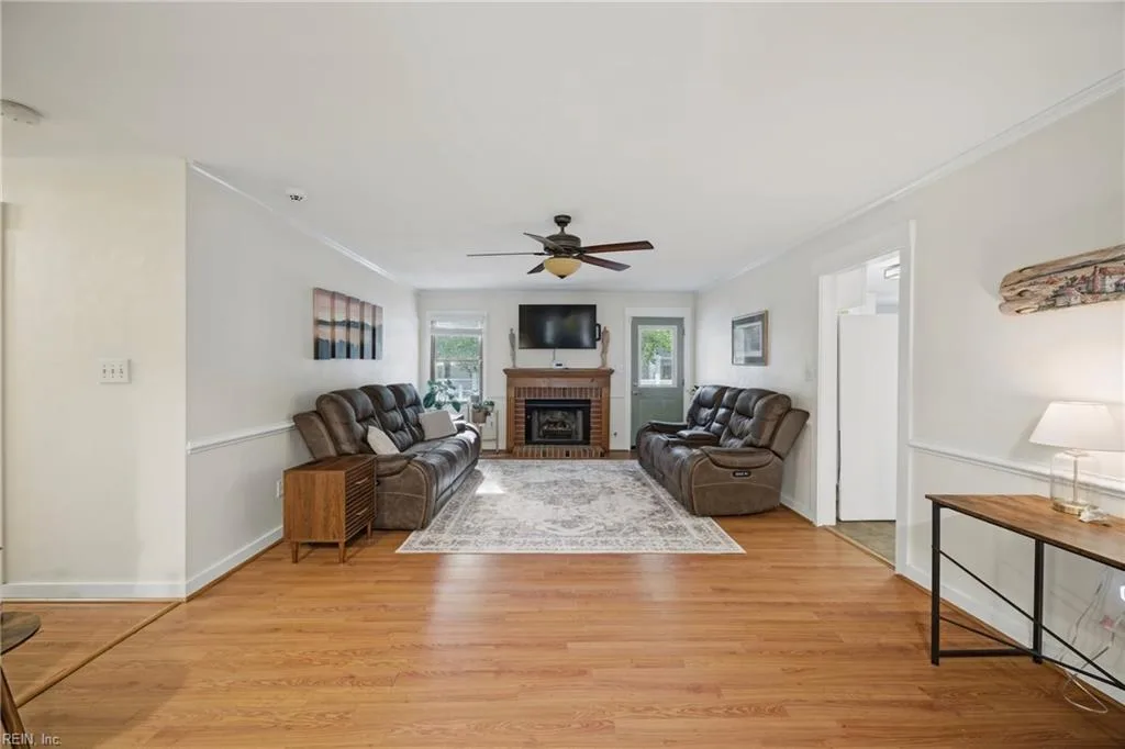 809 Grantham Ln, Chesapeake — photo