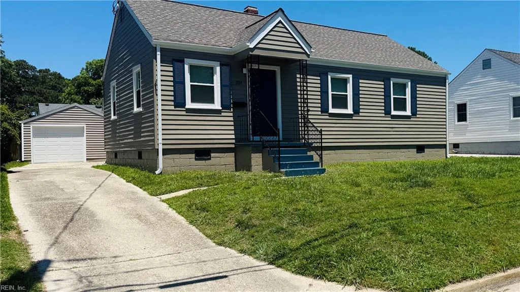 1109 Kay AVE, CHESAPEAKE VA 23324